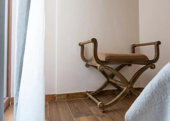 Confortevole Nel Cuore Del Centro Storico Apartament Orosei