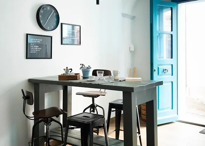 Confortevole Nel Cuore Del Centro Storico Apartament Orosei